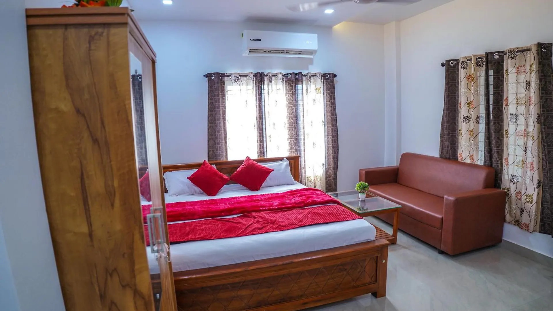 Hotel Elite Residency Vaniyambalam