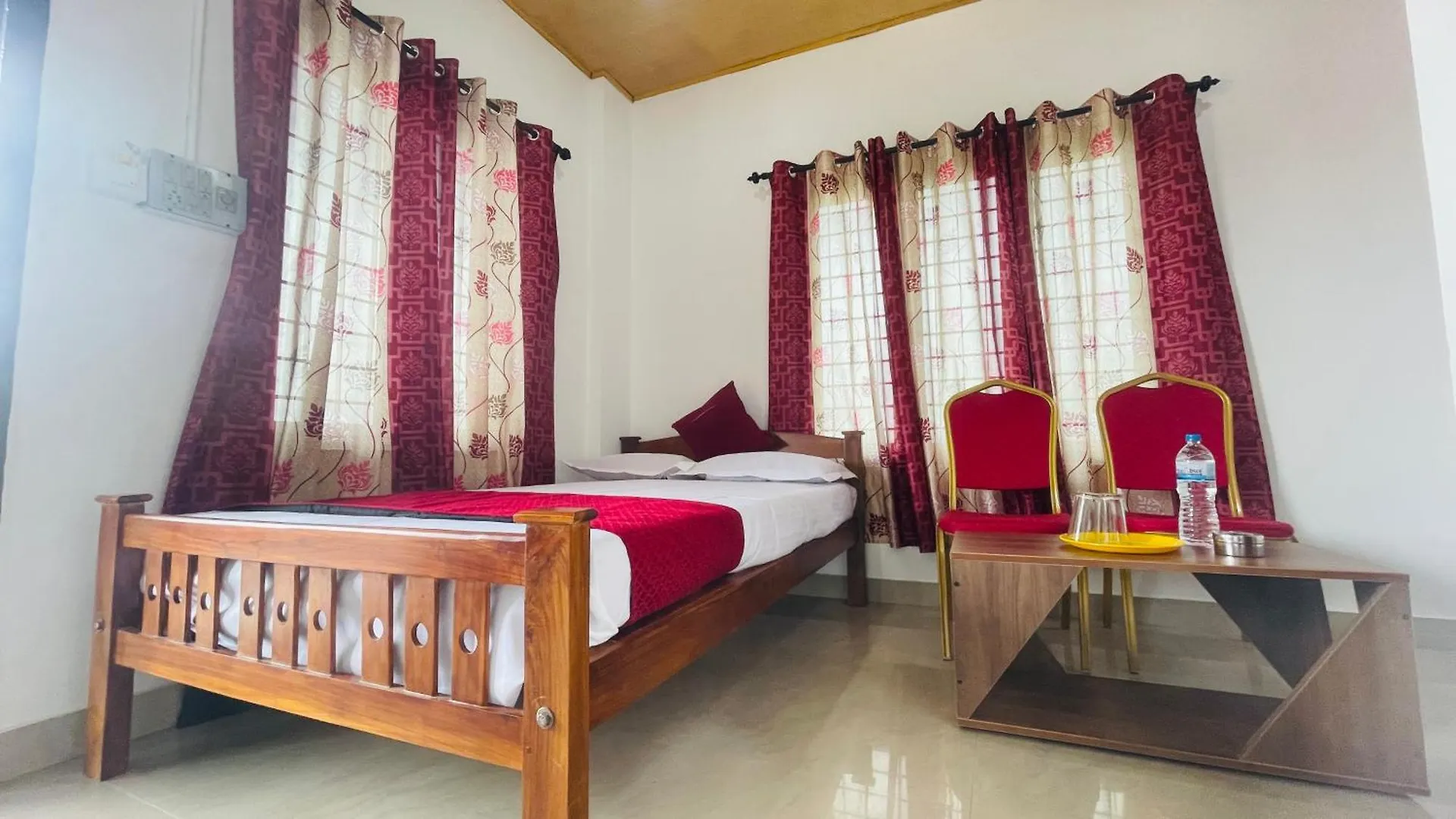 Hotel Elite Residency Vaniyambalam 0*,  India
